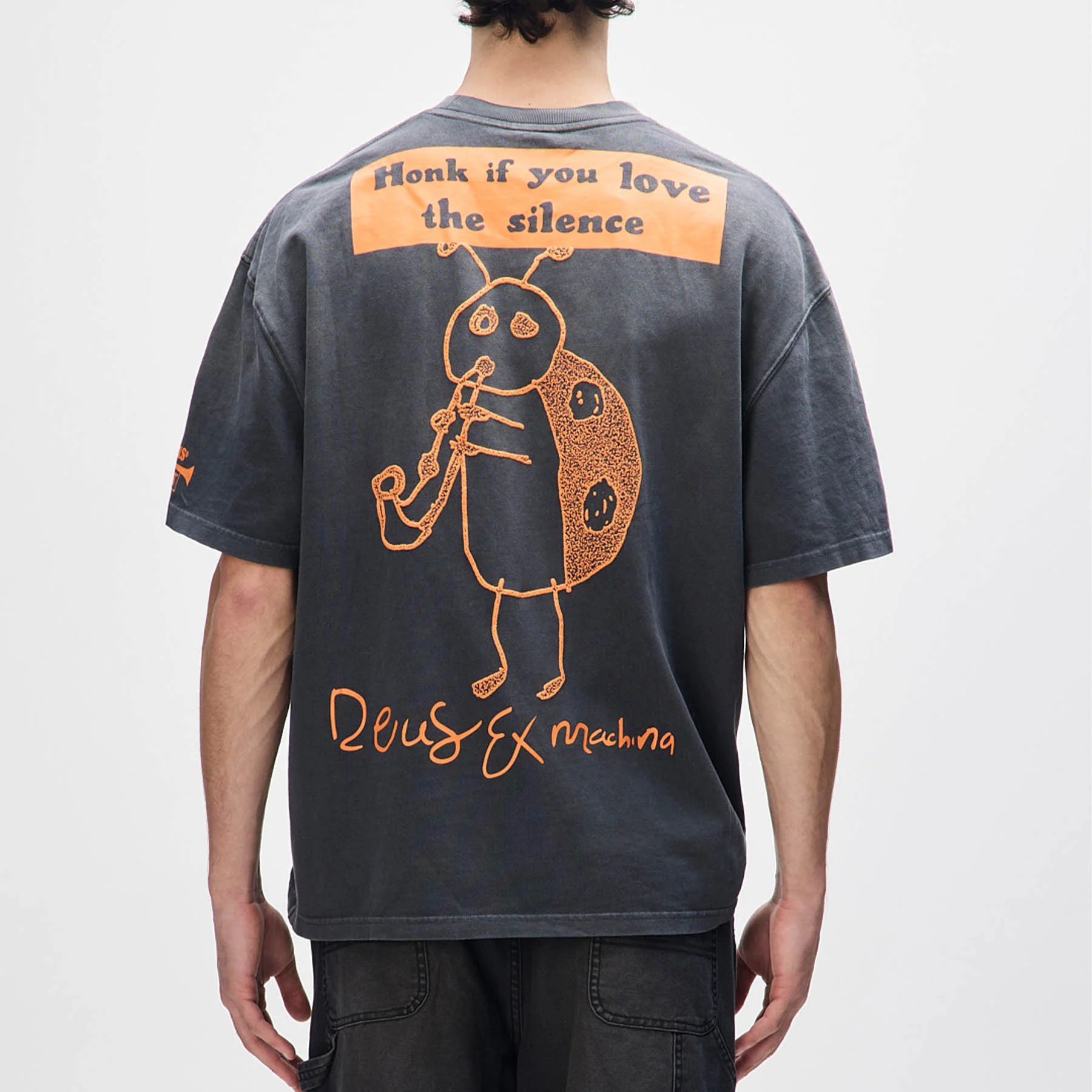 Deus T-Shirt Noise Complaint – Image 3